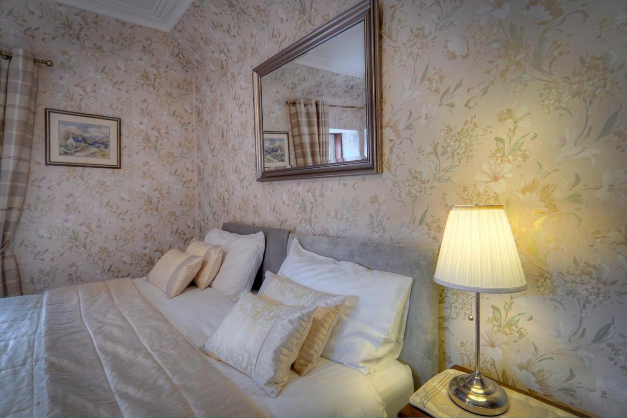The Tannochbrae Villa Dufftown Bagian luar foto